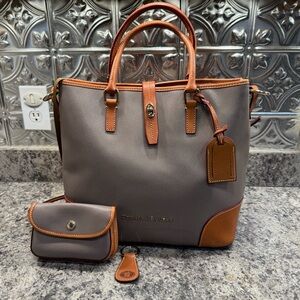 Women’s Dooney & Bourke Pebble Grain Shopper Grey/Tan W/Wallet W/Keychain